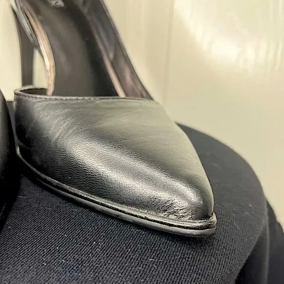 Keneth Cole Black Heels​​​ - Picture 5 of 10